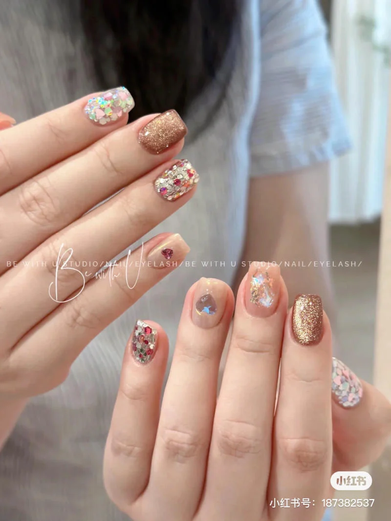 Những mẫu nail đẹp cho móng ngắn XINH siêu HOT cho nàng 2024