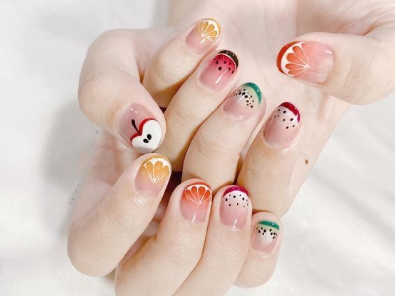 Những mẫu nail vẽ đơn giản đẹp và cực kỳ nổi bật