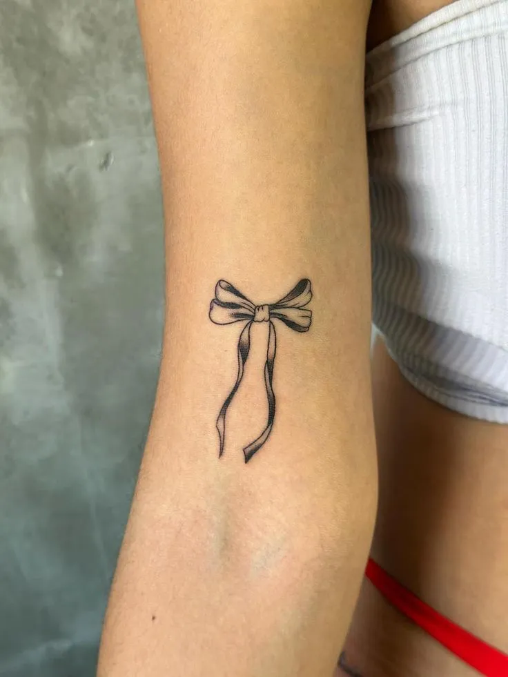 99 hình xăm nơ mini dễ thương cho những nàng thơ - Genztattoo