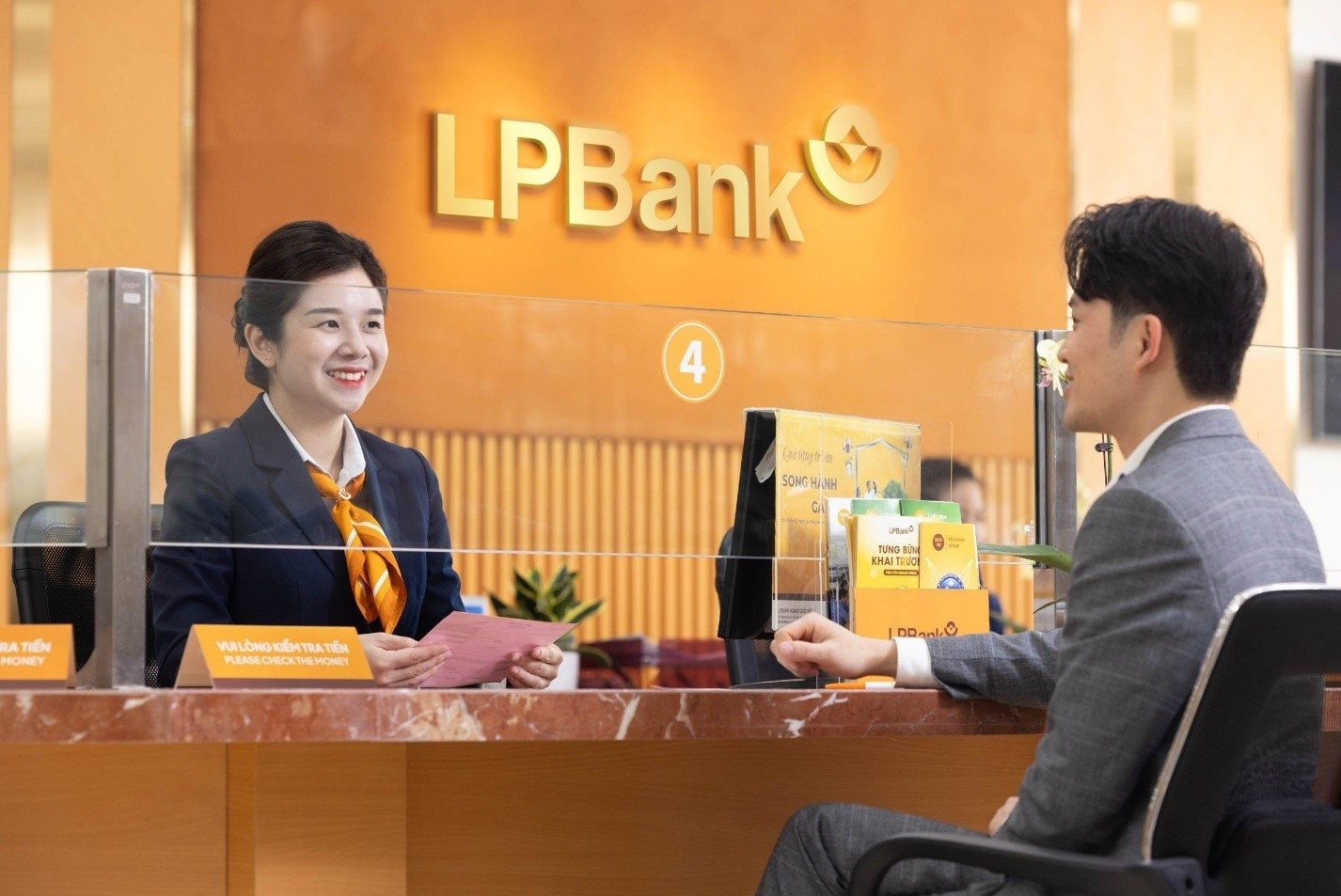 Lãi suất huy động Ngân hàng LPBank tháng 9/2024