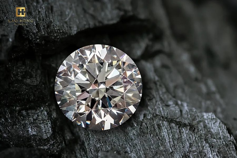 Kim cương 1 carat - 45 carat giá bao nhiêu tiền?