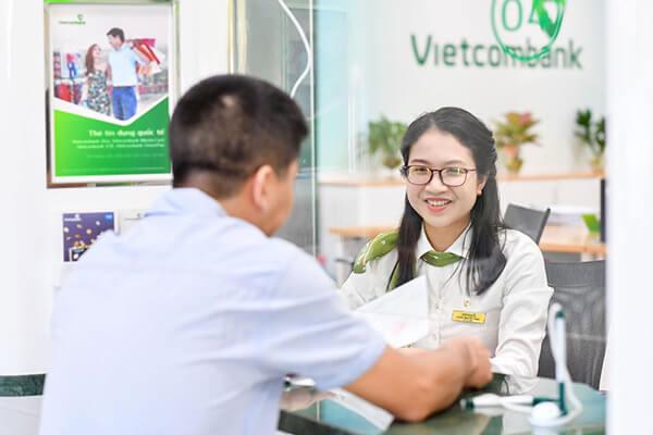 [Update 12/2024] Vay tiền Vietcombank online không thế chấp - Lãi chỉ từ 10,8%/năm