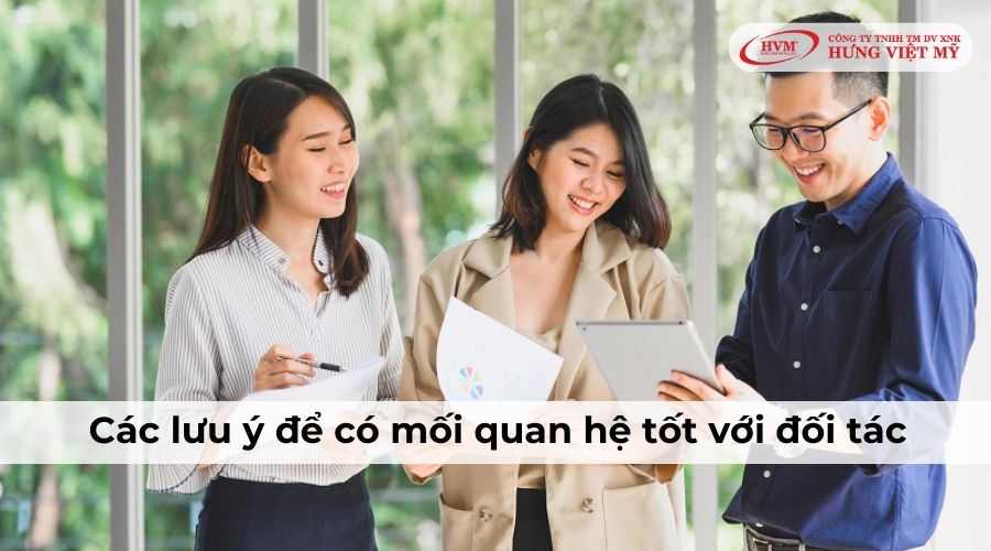 Đối tác là gì? Đối tác kinh doanh khác khách hàng như nào?