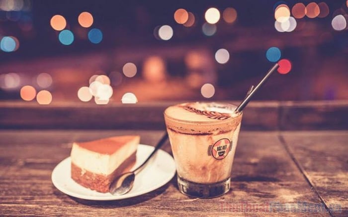 Cafe bạc xỉu là gì trong tiếng Anh? Khám phá ngay!