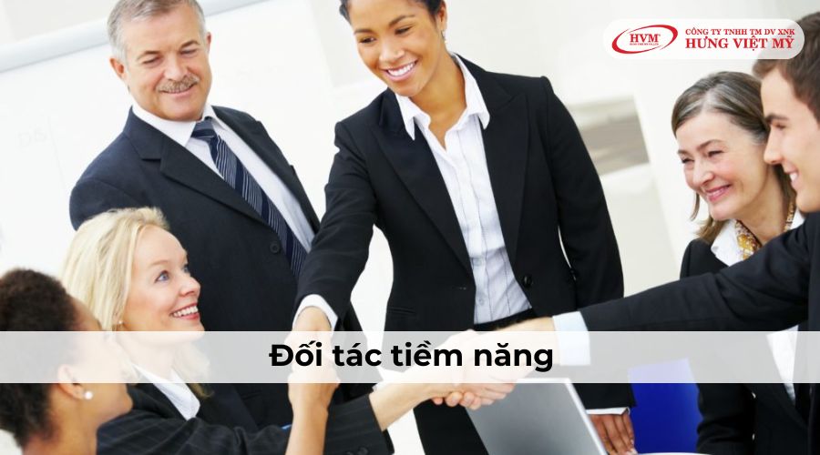 Đối tác là gì? Đối tác kinh doanh khác khách hàng như nào?