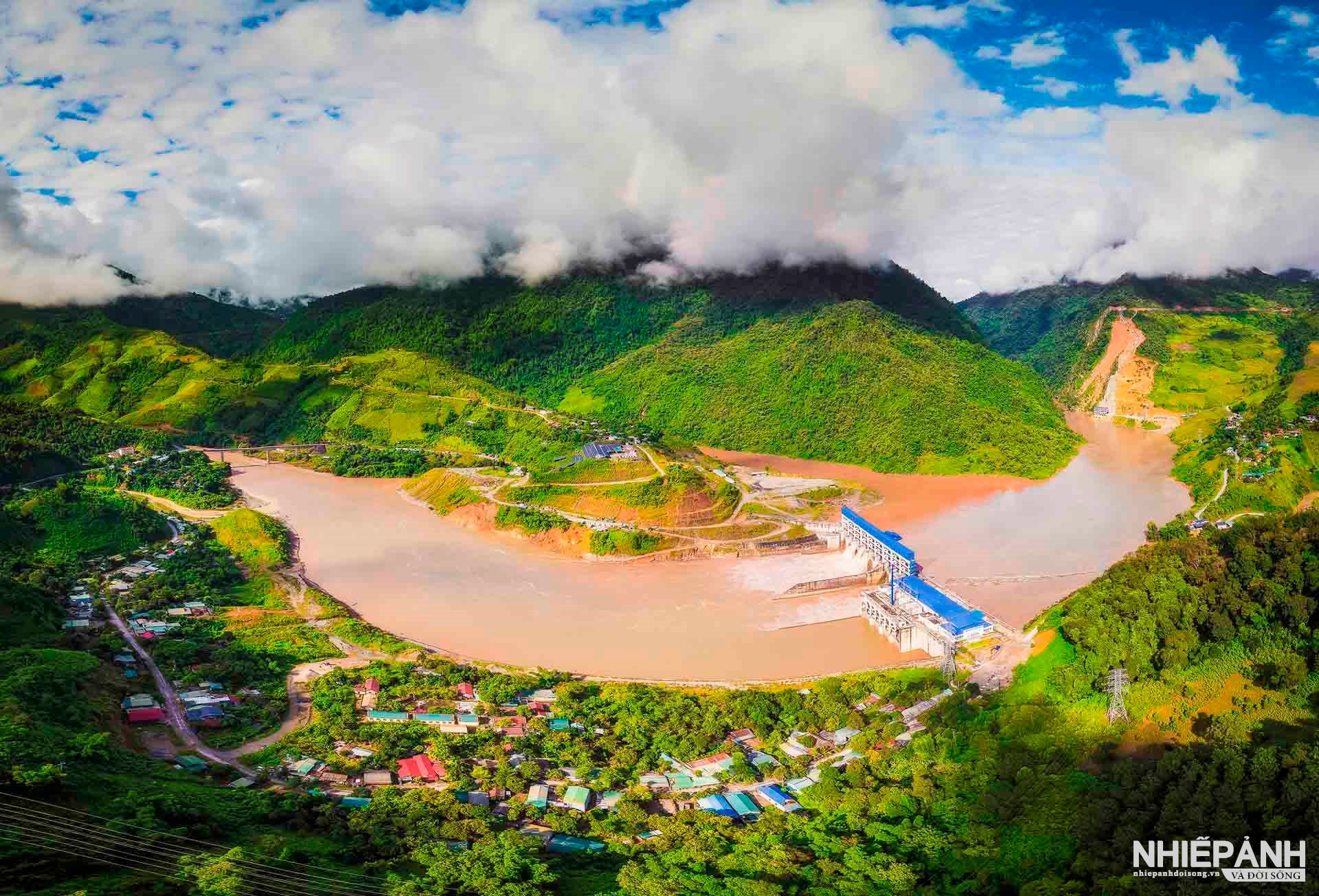 Hệ thống bậc thang thủy điện Sông Đà - Đột phá công nghệ năng lượng xanh